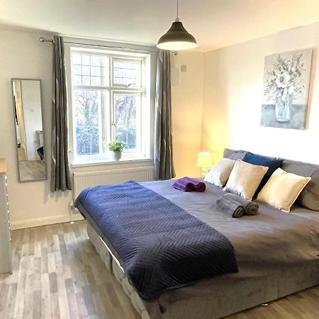 Supreme - 1 Bedroom Apart Sleeps 4 Short/Long Stay Gillingham (Kent) Exterior foto