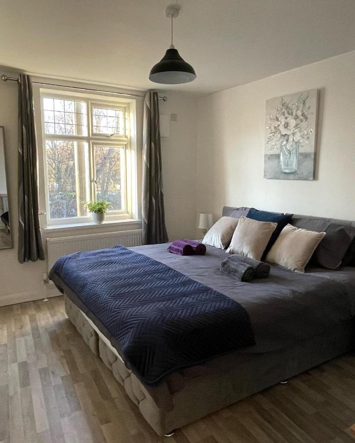 Supreme - 1 Bedroom Apart Sleeps 4 Short/Long Stay Gillingham (Kent) Exterior foto