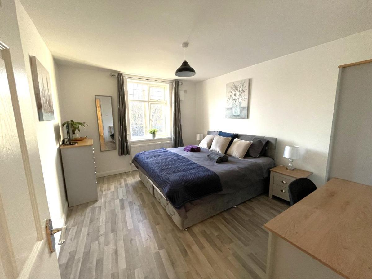 Supreme - 1 Bedroom Apart Sleeps 4 Short/Long Stay Gillingham (Kent) Exterior foto